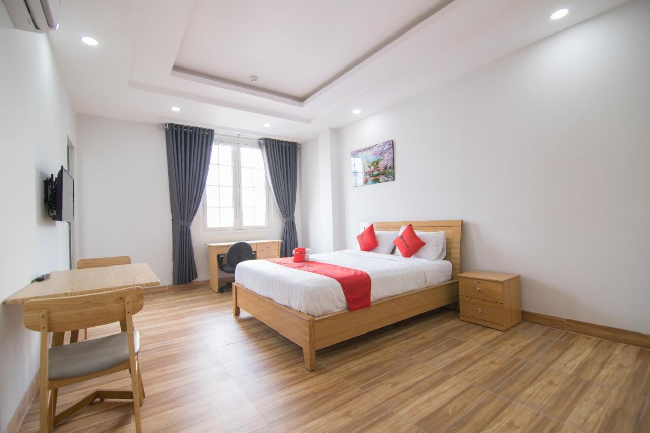 Reddoorz Premium Near E-Town 호텔 호치민 외부 사진
