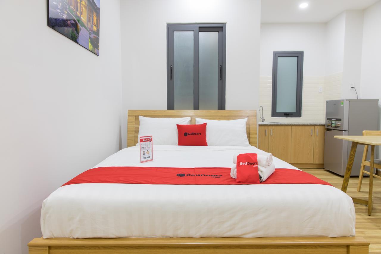 Reddoorz Premium Near E-Town 호텔 호치민 외부 사진
